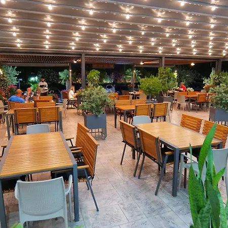 Almare Apartamento *