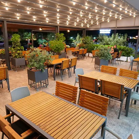 Almare Apartment Vlorë